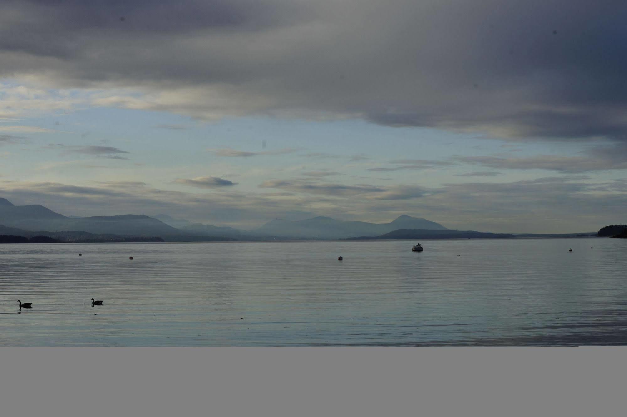 Beachfront At Vesuvius Ξενοδοχείο Ganges Εξωτερικό φωτογραφία